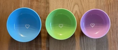 Munchkin Stay-Put Saugnäpfe Baby Kleinkind 3er Set - Bild 1 von 4