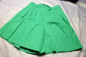 Uniforme Pantalones Cortos Verdes Girl Scouts Talla 12 Plisados En Buen Estado - Imagen 1 de 4