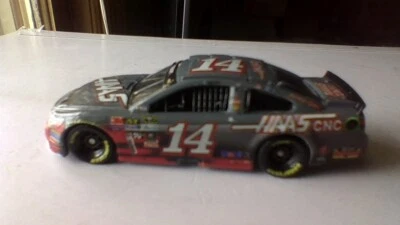 Tony Stewart 1/64 2016 #14 Haas/CNC Chevy SS "Personalizado" Foto 1 de 4