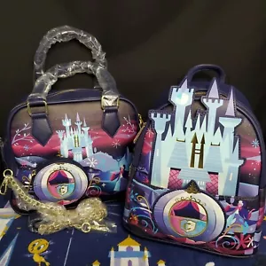 NUOVO Disney Loungefly Castello di Cenerentola borsa a tracolla borsa e mini zaino set - Foto 1 di 12