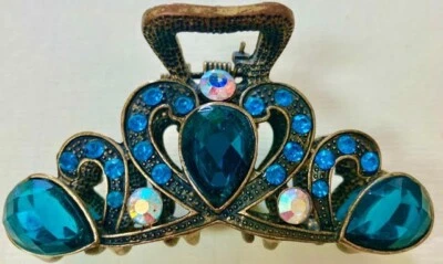 Stunning Vintage Blue Green Art Glass Jeweled Hair Clip. - Image 1 of 3