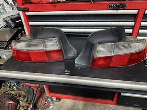 BMW E39 Tail Lights - Left + Right OEM 1999-2003 528i 530i 540i M5 - Picture 1 of 7