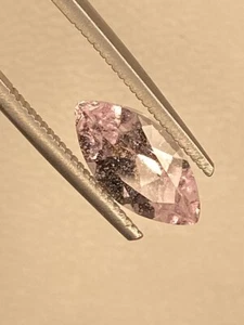 Facettierter BERYLL (1,97ct.) Faceted Morganite , Tanzania - Picture 1 of 4