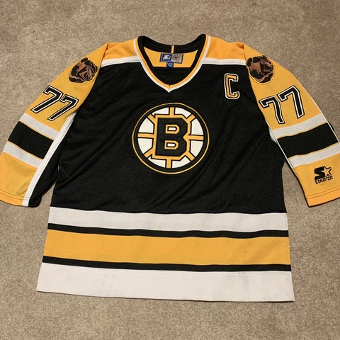 VINTAGE 1990s BOSTON BRUINS #77 RAY BOURQUE  STARTER NHL HOCKEY JERSEY (Sz: YXL) Cover