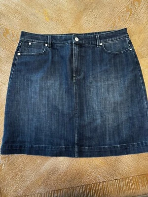 Talbots Blue denim Pencil skirt Sz 14 Waist 36” Length 19” Pockets Cotton Blend - Image 1 of 4
