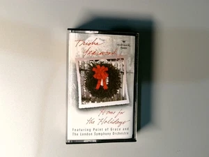Trisha Yearwood – Home for the Holidays Cassette 1997 Hallmark MCA Country - Picture 1 of 2