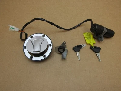 Aprilia Tuono 125 2022 Juego Cerradura 2.203 millas (13472) Foto 1 de 4