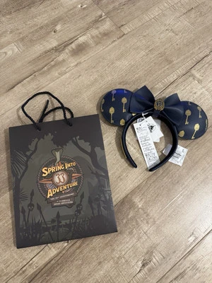 NOVO Club 33 Disneyland Minnie Mouse Orelhas Exclusivas Chave de Ouro 2025 com 33 Sacolas de Presente - Imagem 1 de 4