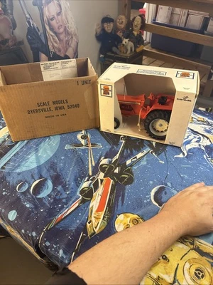 NEW IN BOX RARE HTF Scale Models 1992 Farm Progress Show Allis Chalmers 190 1/16 - Image 1 of 4