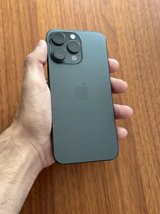 Apple iPhone 15 Pro Max - 256 GB (Desbloqueado) Negro Titanio - Imagen 1 de 7