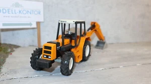 Siku 3755 in 1:32, Renault TX145 mit Heckbagger, TOP ohne OVP - Picture 1 of 4
