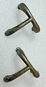 2 Vintage K.B. Tiradores de cajón de gabinete en forma de T Co. de metal K8156 EE. UU. - Imagen 1 de 4