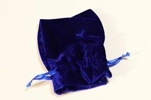 Blue Large Soft Velvet 4" x 6" Gift Bag Cards RPG Game Dice Bag Counter Pouch - Picture 1 of 2