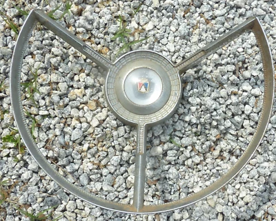 Ford Fairlane Crown Victoria 1956 56 volante bocina anillo botón cromo OEM Foto 1 de 4