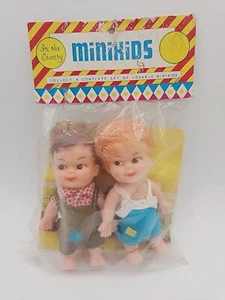 Muñecas de diez centavos vintage MiniKids tienda en el campo nuevas stock antiguo años 60 Hong Kong - Imagen 1 de 7