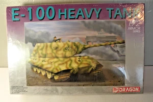 Dragon E-100 Super Heavy Tank model kit in 1/72 scale no.7256 New Sealed - Picture 1 of 7