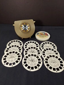 Vintage GAF View Master Lighted Viewer W/ 9 Disney Reels TESTED Tan - Picture 1 of 18
