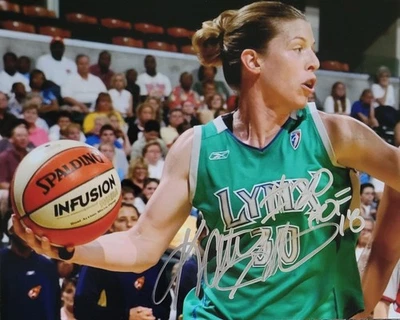 Katie Smith Minnesota Lynx / Ohio State Buckeyes Signed 8x10 Photo - Image 1 of 2
