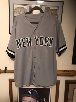 Gary Sheffield  Autographed New York Yankees Jersey JSA & SHEFFIELD COAs - Image 1 of 3