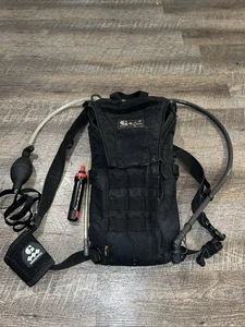 Paquete de hidratación GEIGERRIG Tactical Rigger, 2 litros/70 oz. RIGGER Presurizado - Imagen 1 de 8