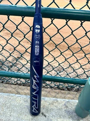 Bate lanzamiento rápido Rawlings Mantra 33 Foto 1 de 4