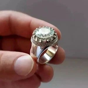 NUOVO anello fede nuziale uomo 10 mm tondo moissanite argento sterling 925 massiccio - Foto 1 di 6