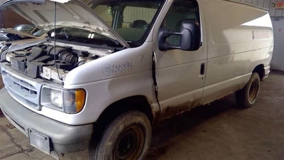 Radiator 8-280 Fits 00-14 FORD E150 VAN 804952 - Изображение 1 из 4