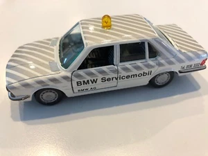 BMW 528i E28 White "BMW Servicemobil" 1:43 scale diecast model # 82 22 9 417 112 - Picture 1 of 12