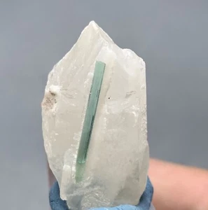 Cristal de turmalina Indicolite 42 quilates con muestra de cuarzo de Afganistán  - Imagen 1 de 9