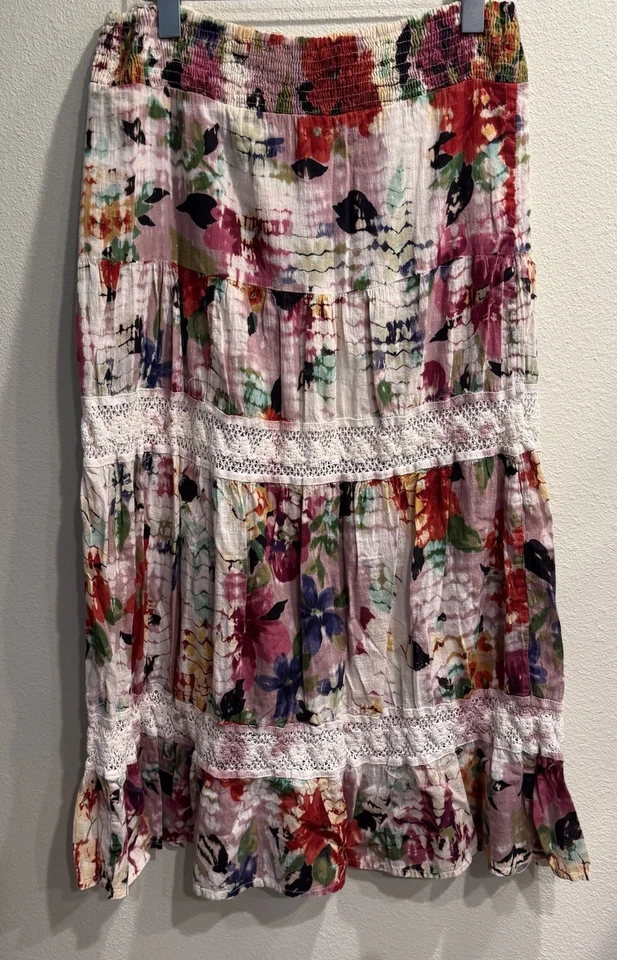 Falda Campesina Angie Pequeña Multicolor Algodón con Pliegues Encaje Cintura Reunida  Foto 1 de 4