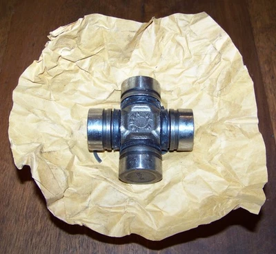 NEW FORD FRONT U JOINT KIT WITH CLIPS RANGER BRONCO II E3TZ3249A - Image 1 of 2