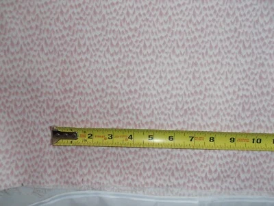 1 1/4 Yds 52" wide pink white small flame ASTOR JOAN KESSLER cotton fabric  - Image 1 of 4