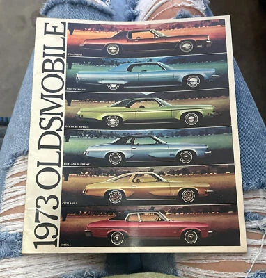 Oldsmobile 1973 folleto de ventas Delta 88 Toronado Cutlass Supreme 98 Omega SS GM Foto 1 de 4