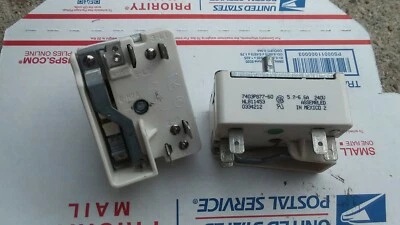 7403P373-60 Whirlpool Range Infinite Switch Set/2  Magic Chef NL811420  - Image 1 of 3