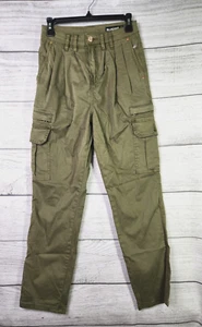 NWOT BLANKNYC Women's Zip Pleated Pocket Cargo Style  Pants- Olive Green Size 25 - Picture 1 of 10