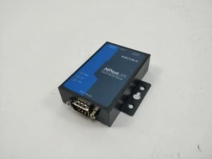 Moxa NPort 5110 Serial device server rev:2.0 - Bild 1 von 6