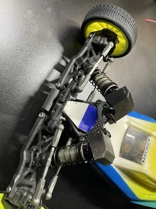Tlr 22 5.0 dc offroad buggy slider - Picture 1 of 6