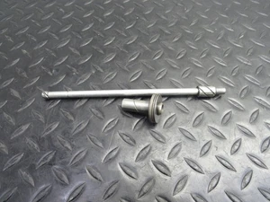 07 08 09 YAMAHA WR 450F WR450F OEM EMBRAGUE VARILLA DE EMPUJE Y SOPORTE ¡BONITO! - Imagen 1 de 10