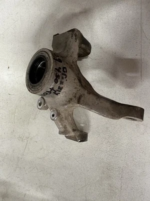 2009 Grizzly 450 Front Right  Knuckle Assembly  - Image 1 of 2