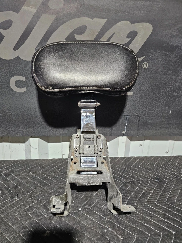 Indian Motorcycle Respaldo Pilotos Cuero Negro Con Montaje 2879542-02 2879543 Foto 1 de 4