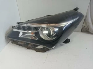 headlamp left side TOYOTA YARIS (XP13) HIBRIDO HYBRID ACTIVE 412063 - Bild 1 von 5