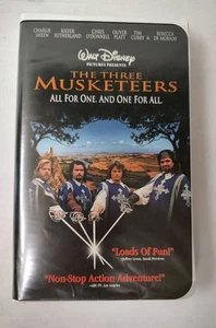 Die drei Musketiere VHS Disney Film Clamshell Charlie Sheen Vintage 1994 - Bild 1 von 2