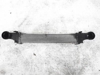 Intercooler turbocompresor Mercedes-Benz E320 2007-2009 3,0 L 211-500-39-02 Foto 1 de 4
