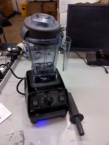 Vitamix Explorian Blender VM0197 Black 64 oz--EXCELLENT - Picture 1 of 2