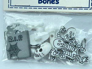 Favorite Findings 8 Buttons BONES SKELETON SKULL Halloween 1 1/4" 5/8" 7/8" - Picture 1 of 3