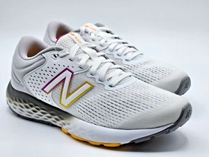 Zapatos para correr New Balance 520V7 para mujer - blancos/multi - EE. UU. 7D, UK 5, UE 37,5 - Imagen 1 de 7