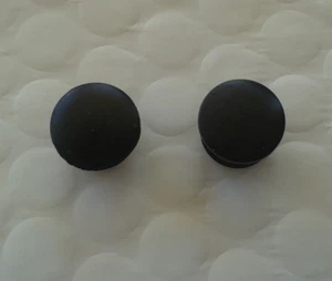 SEADOO 291000339 BUMPER PLUG ~ Black ~ Set of 2 Caps Bumper Rivet Cover Black - Picture 1 of 4