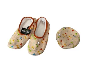 Snoozies! Travel Skinnies Cocktail Designs Womens Slippers Non-Slip Sole 5/6 - Picture 1 of 13