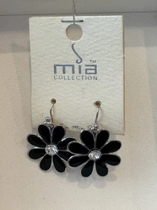 Mia Collection Black Flower Drop Earrings Silver Tone Crystal Center Mod Jewelry - Picture 1 of 4