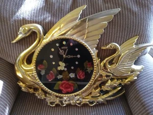 Rare Linex Vintage MCM Swans Wall Clock Gold Satin Flowers Butterfly 23" X 18"h - Picture 1 of 20